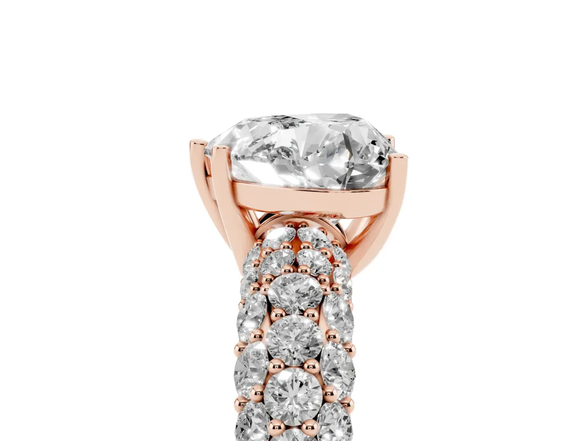 Heart Cut Diamond Pavé Band Solitaire Ring with Four-Prong Setting Rose gold