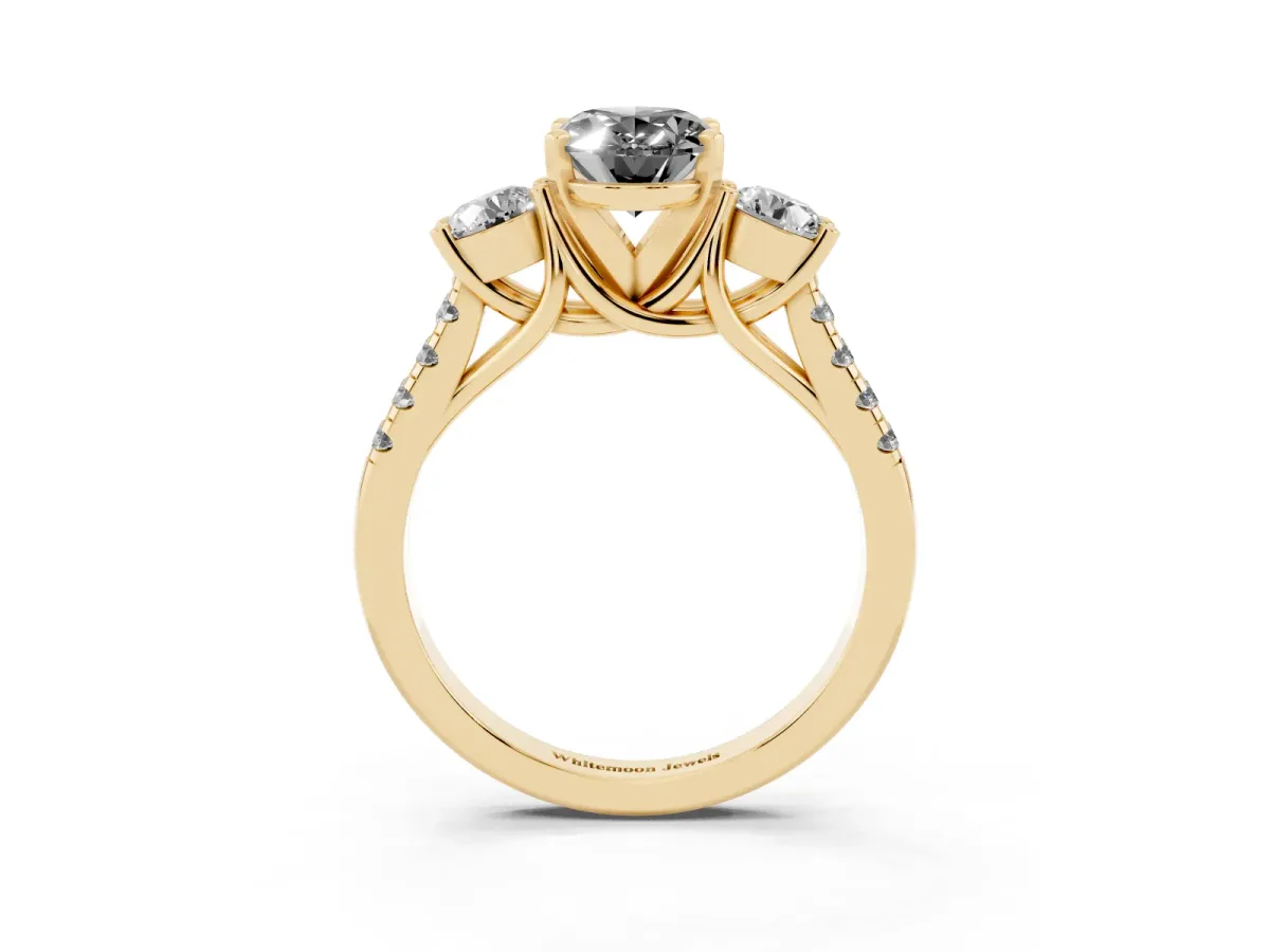 Fancy Black Three-Stone Oval Cut Diamond Pavé Band with Four-Prong Setting Yellow gold