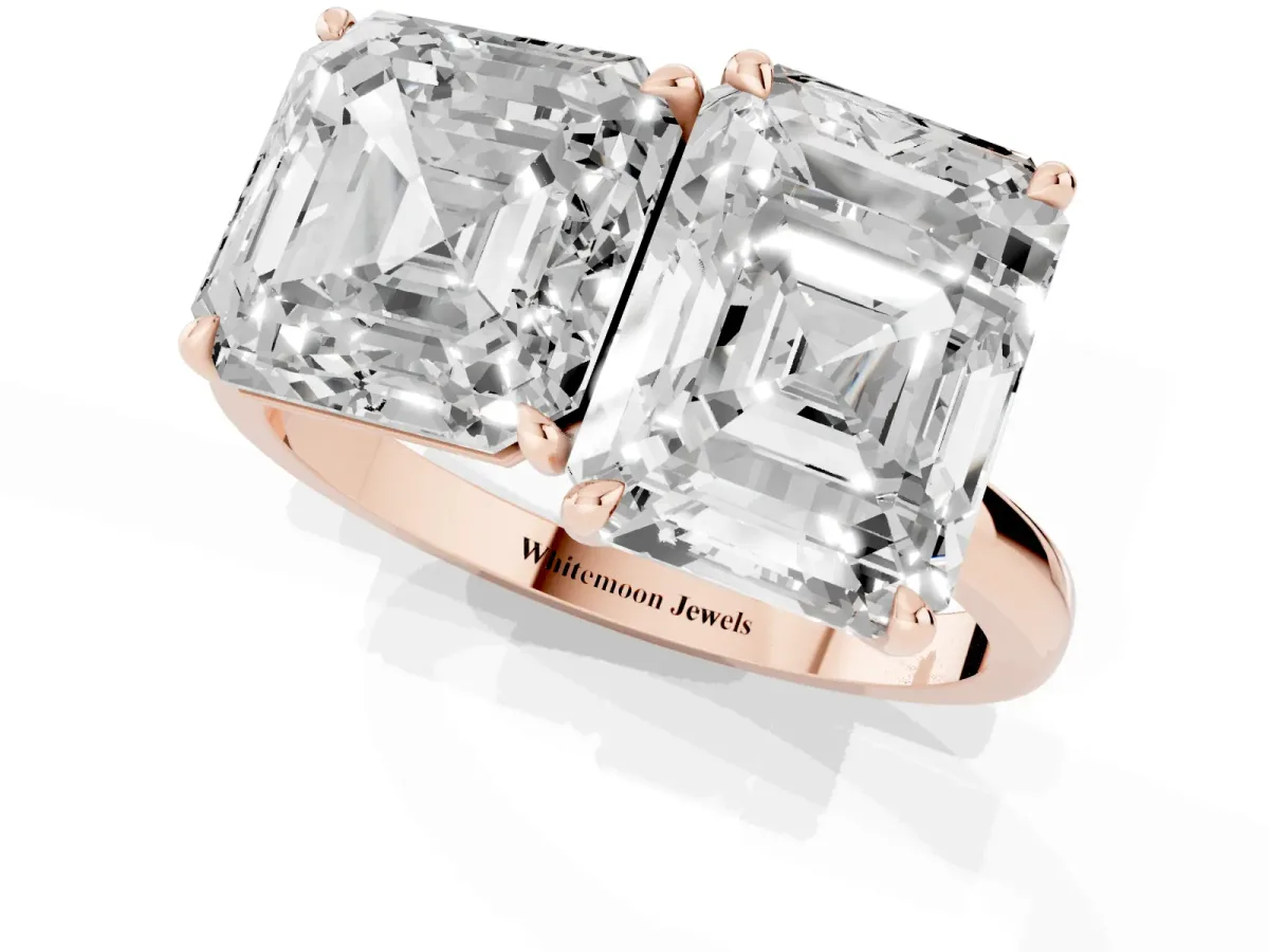 Asscher Cut and Emerald Cut Toi Moi Ring with Prong Setting Rose gold