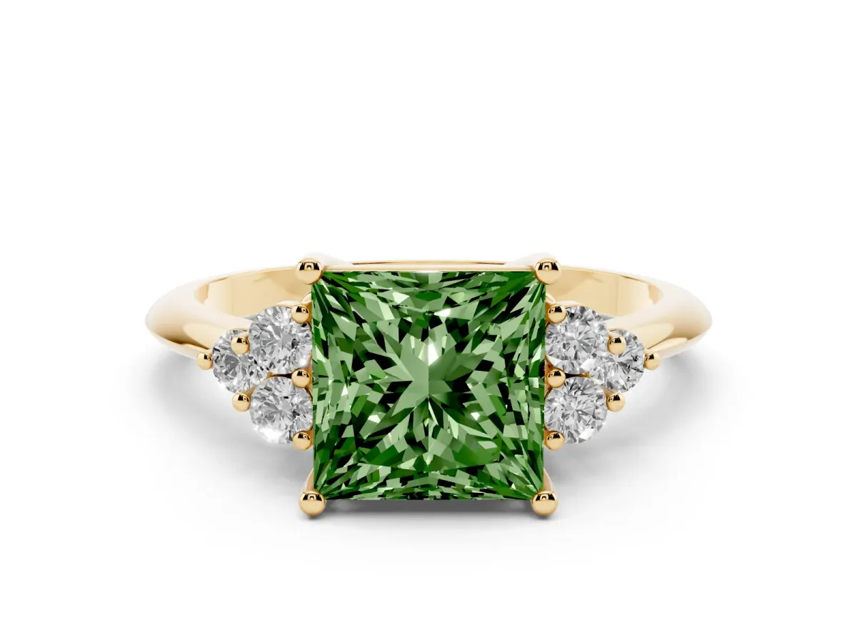 Fancy Green Princess Cut Cut Diamond Cluster Ring with Solitaire Band and Four-Prong Setting Yellow gold