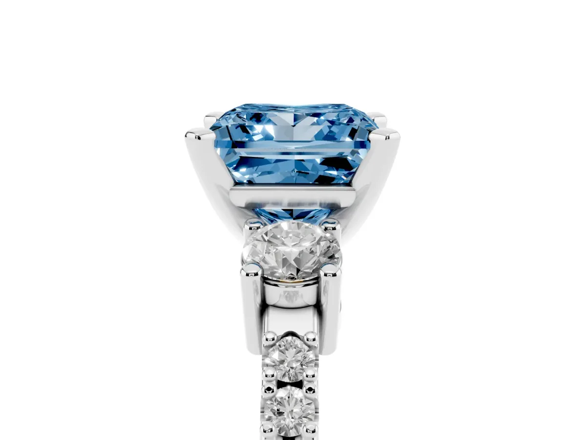 Fancy Blue Princess Cut Three-Stone Diamond Pavé Band with Prong Setting Silver