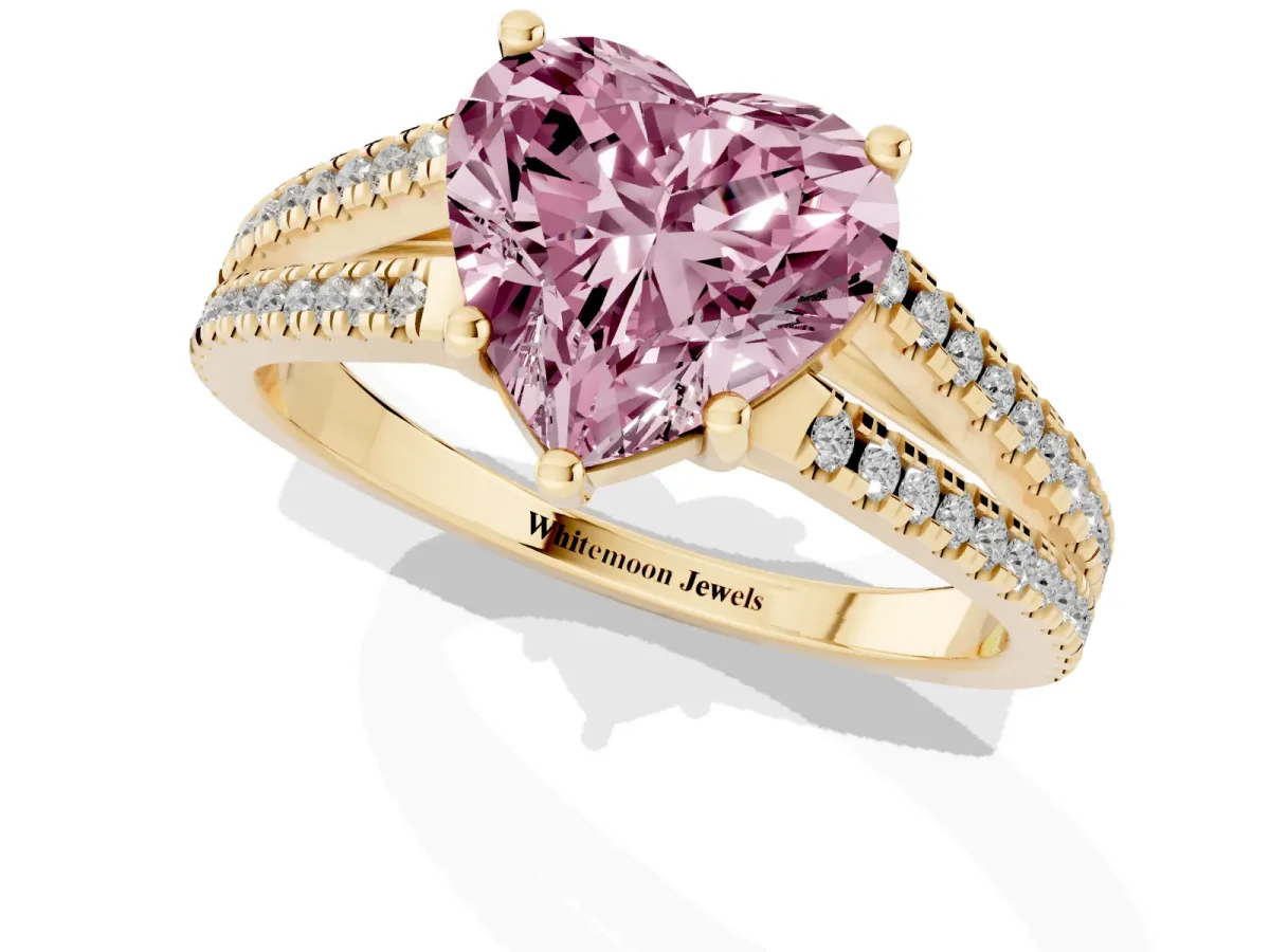 Fancy Pink Heart Cut Diamond Solitaire Engagement Ring with Split Shank Pavé Band Yellow gold