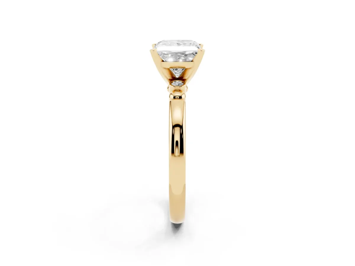 Princess Cut Solitaire Beaded Band with Four-Prong Setting Yellow gold