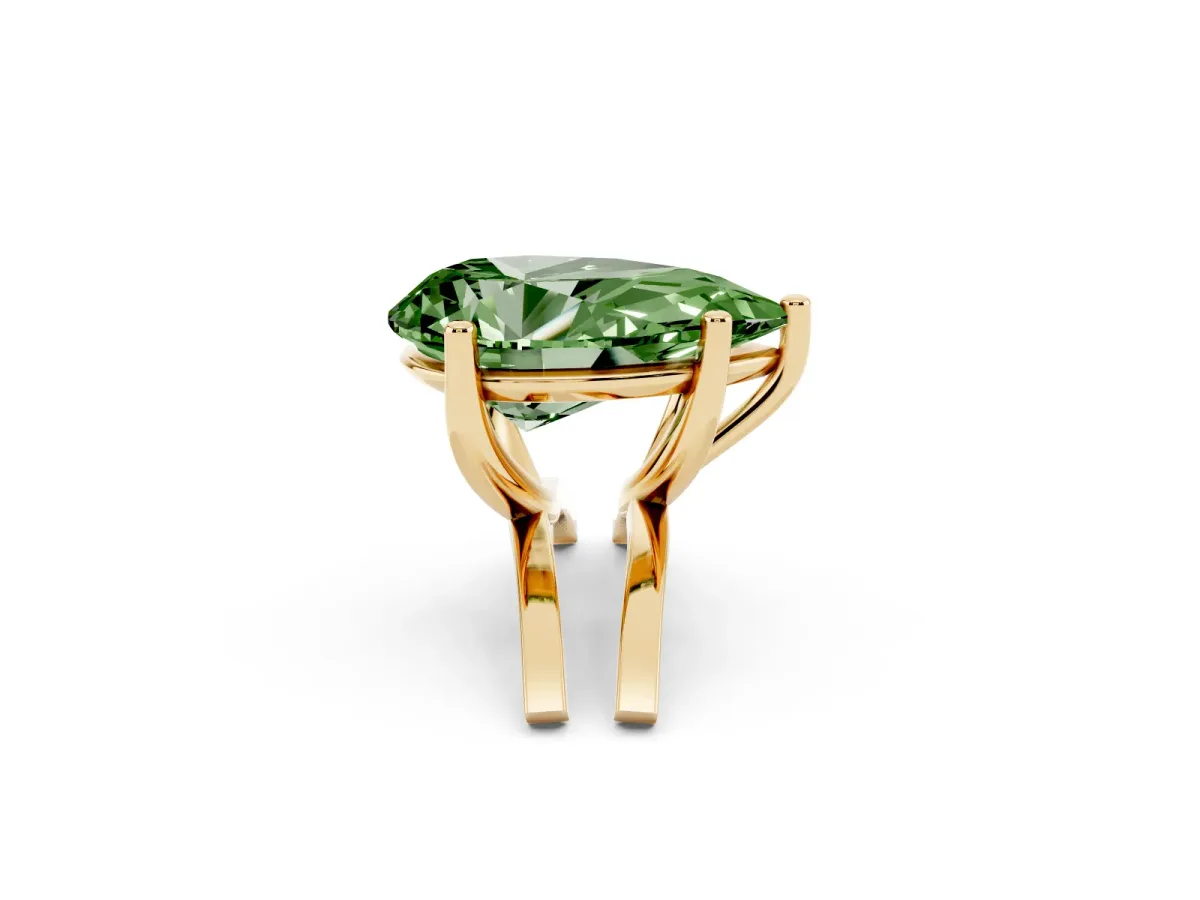 Fancy Green Pear Cut Cut Diamond Solitaire Engagement Ring with Tapered Plain Band and Four-Prong Setting Yellow gold