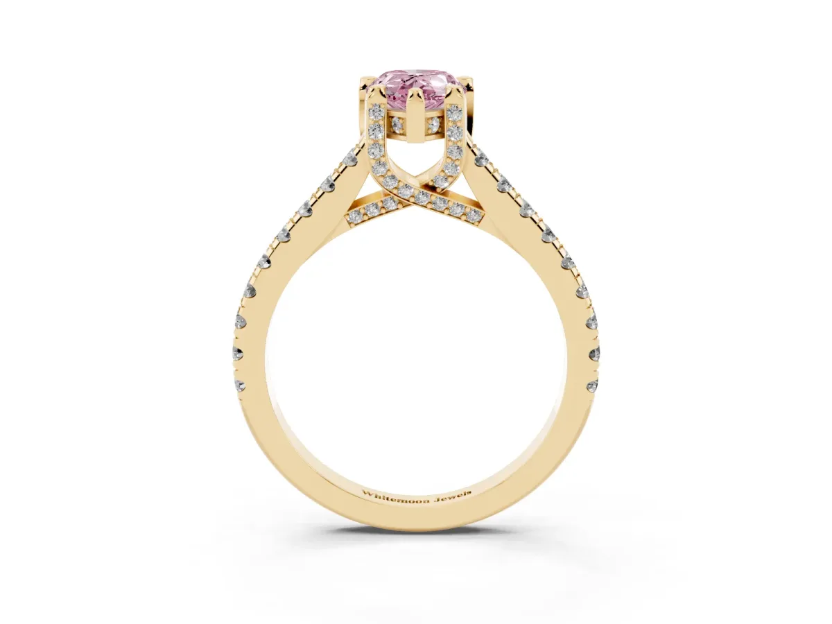 Fancy Pink Pear Cut Brilliant Diamond Solitaire with Pavé Band and Four-Prong Setting Yellow gold