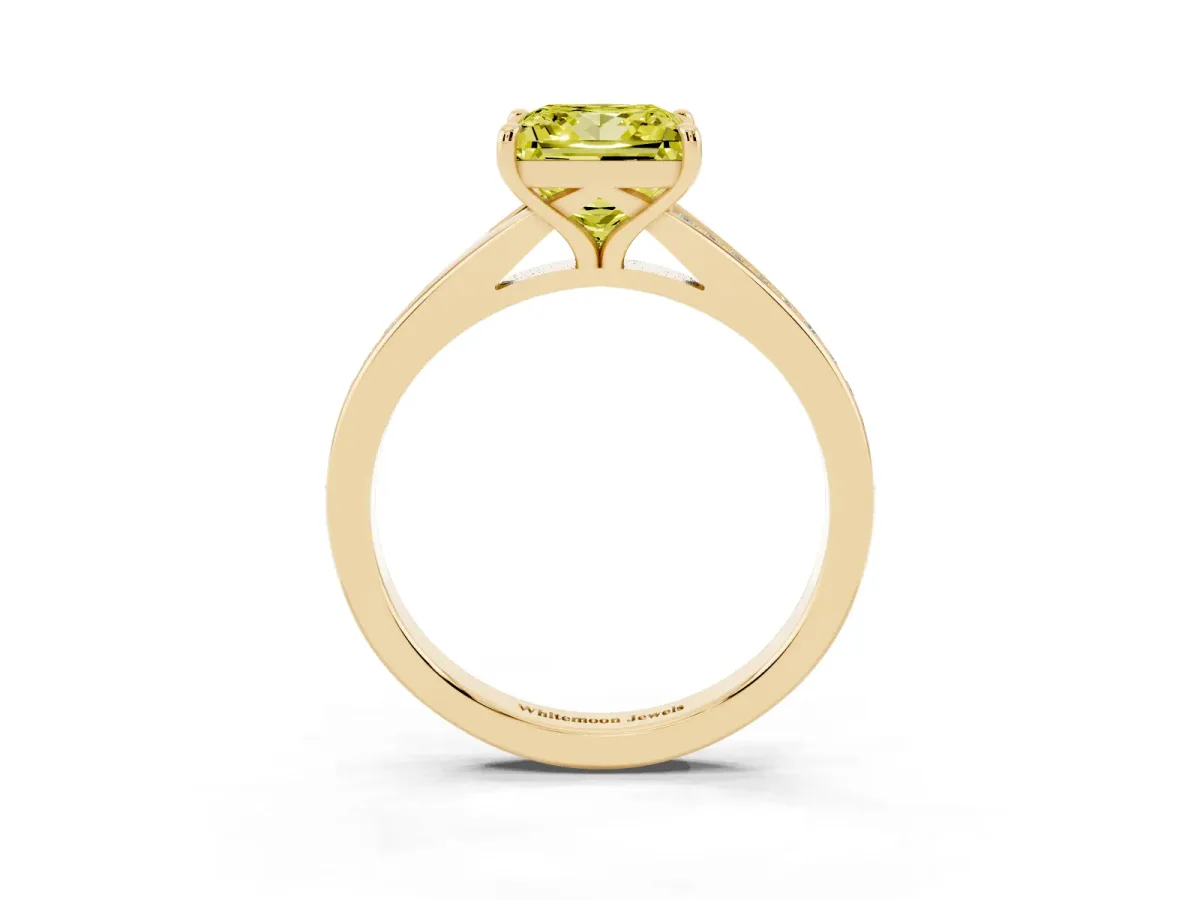 Fancy Yellow Princess Cut Diamond Solitaire Ring with Pavé Band and Prong Setting Yellow gold