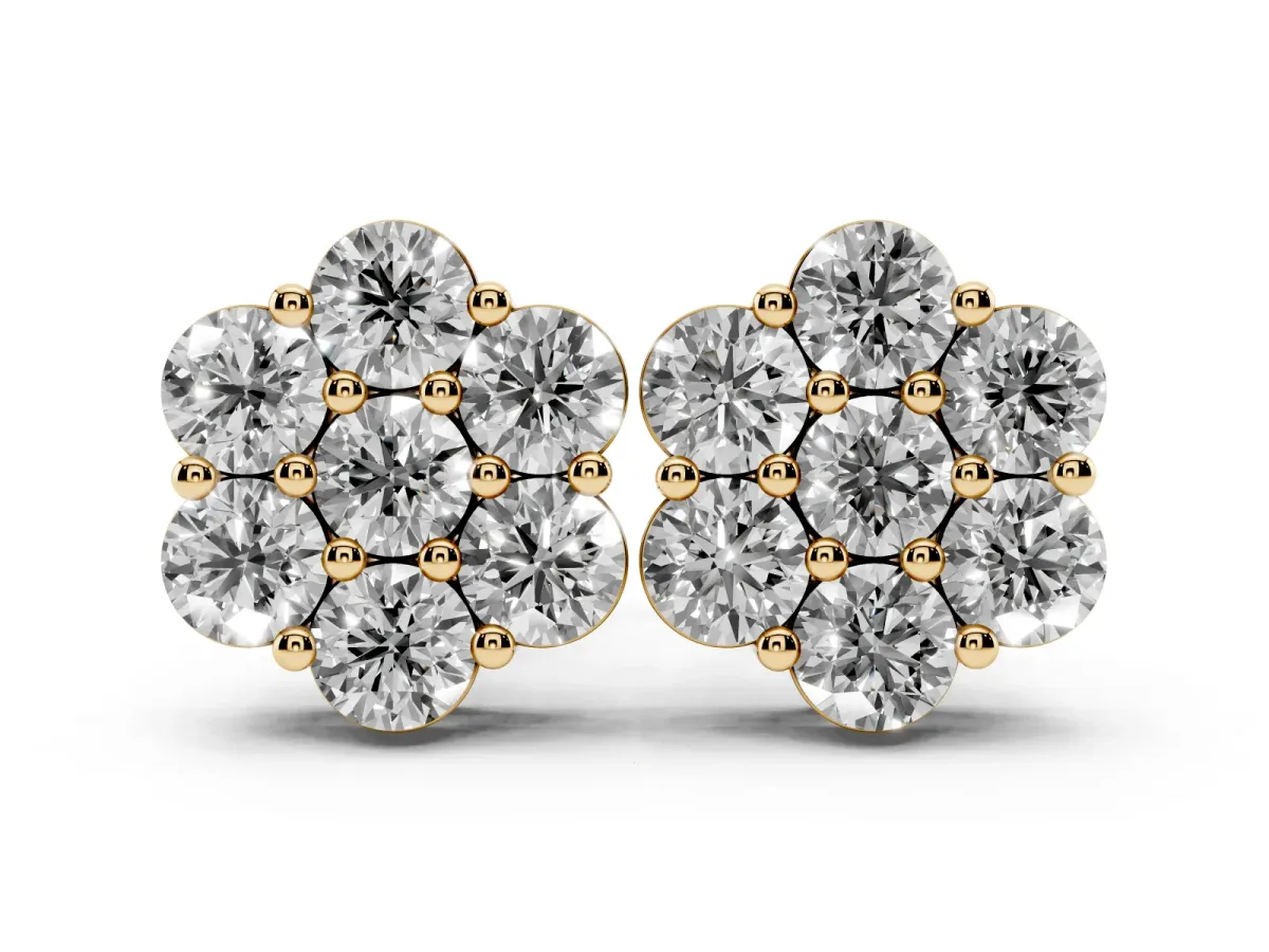 Cluster Round Diamond Stud Earrings with Prong Setting Yellow gold