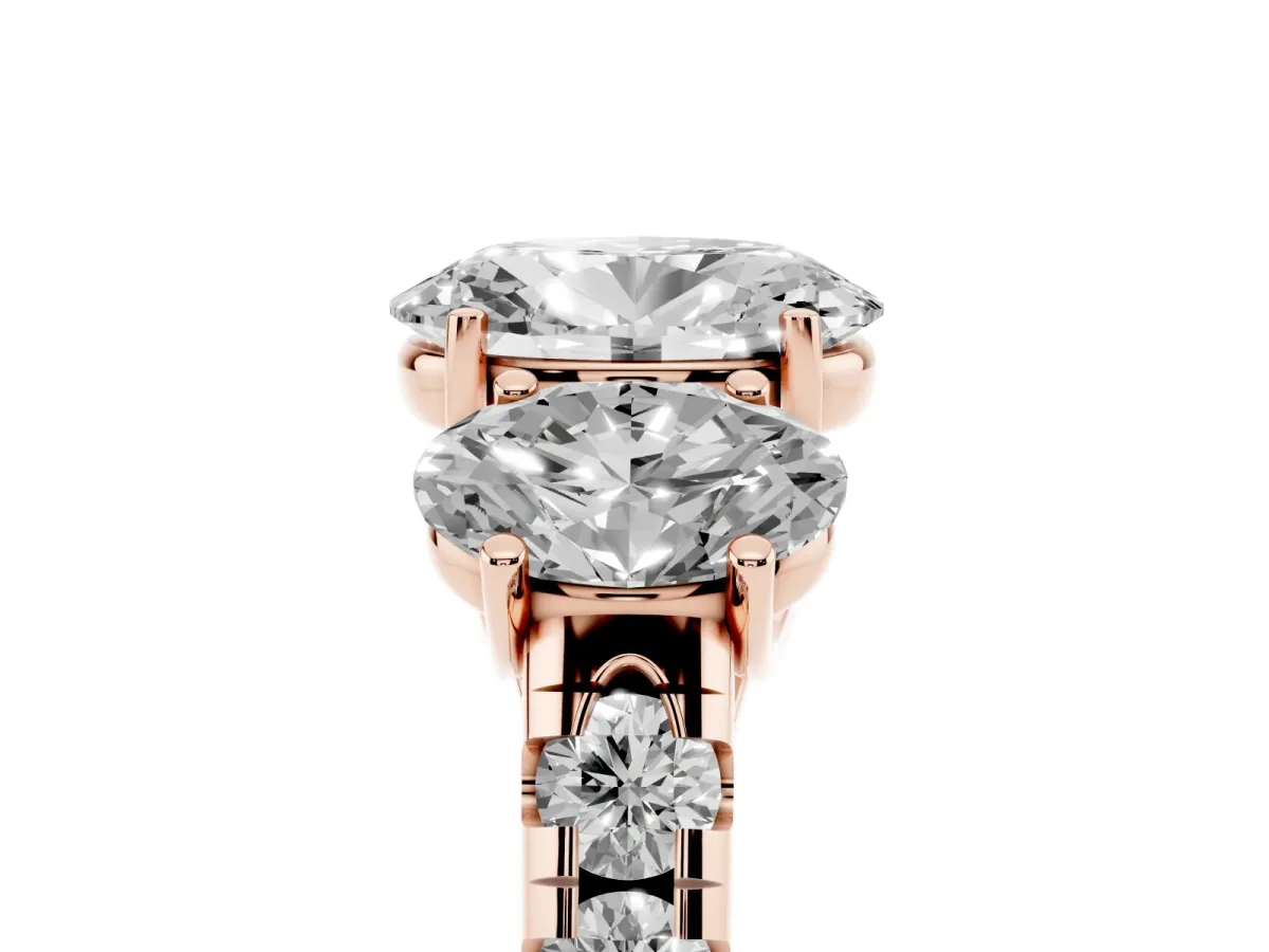 Three-Stone Oval Cut Diamond Pavé Band with Prong Setting Rose gold