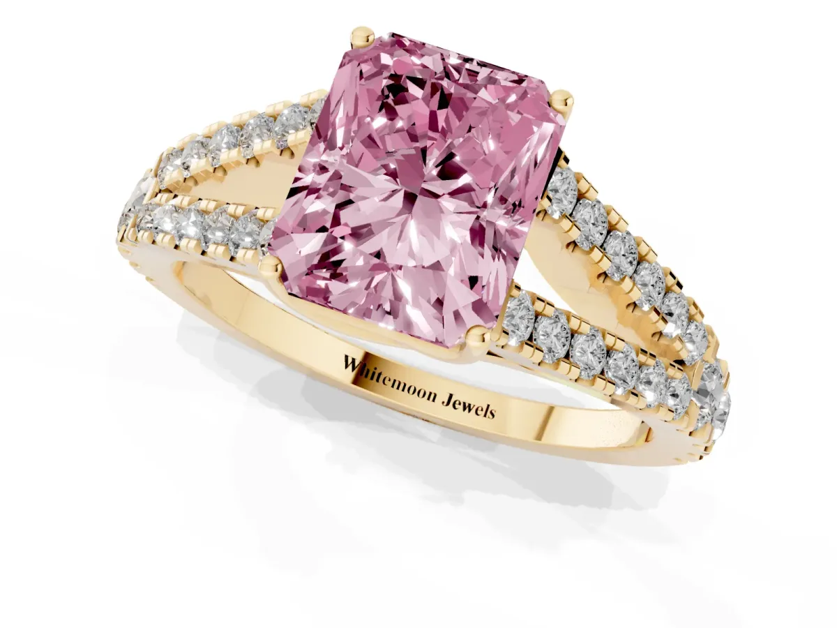 Fancy Pink Radiant Cut Diamond Split Shank Pavé Engagement Ring with Four-Prong Setting Yellow gold