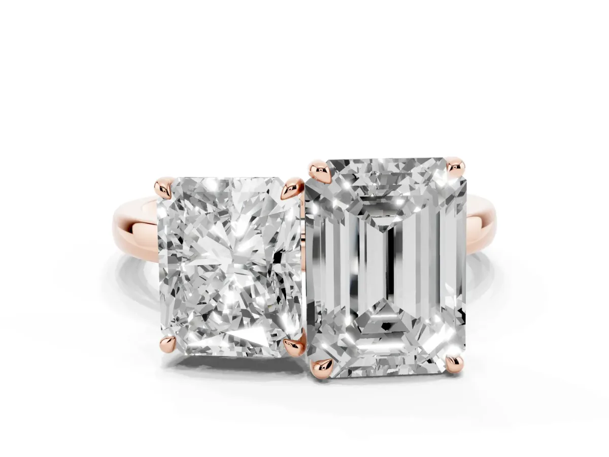 Radiant Cut and Emerald Cut Toi Moi Ring with Prong Setting Rose gold