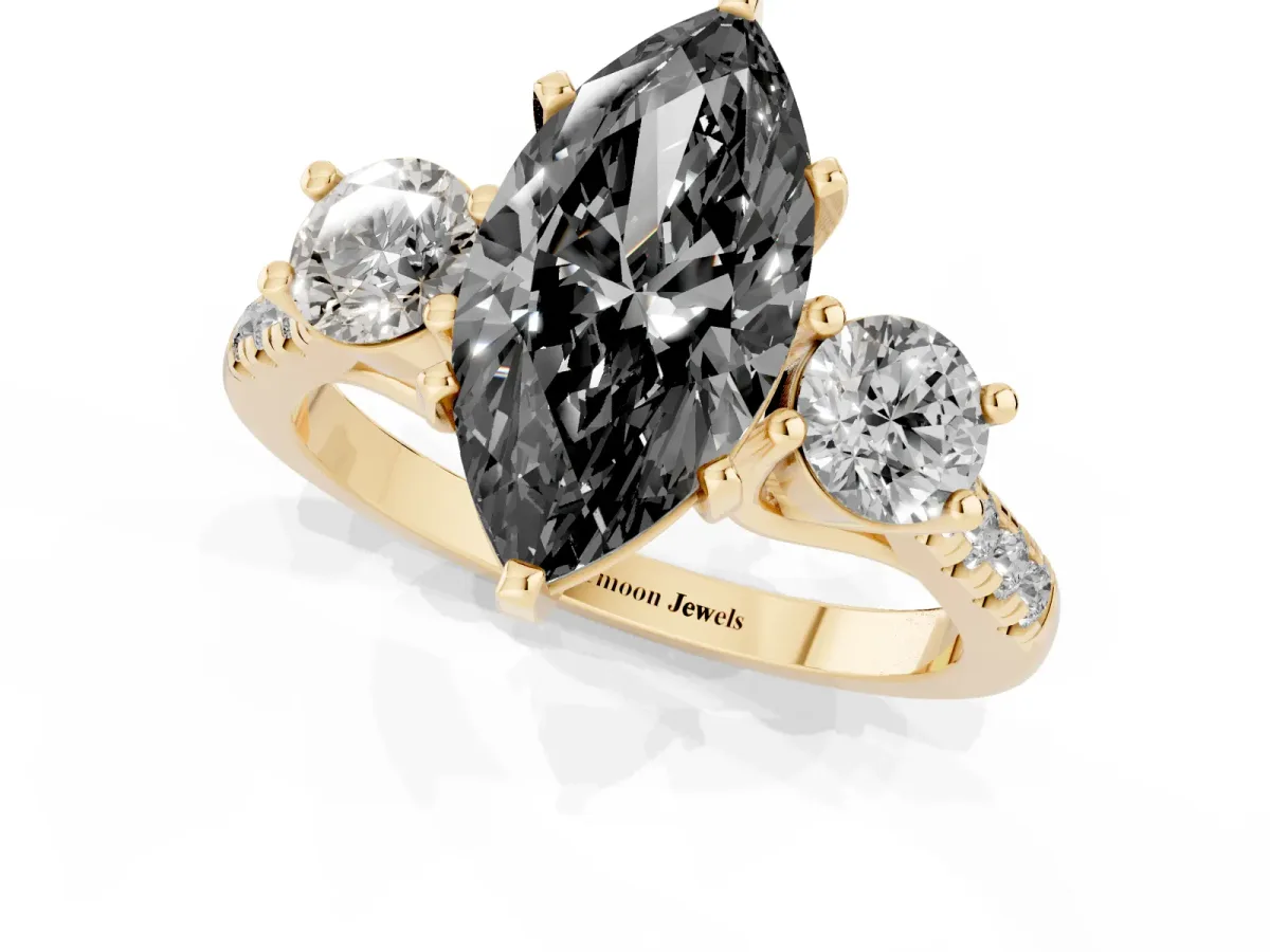 Fancy Black Three-Stone Marquise Cut Diamond Pavé Band with Four-Prong Setting Yellow gold