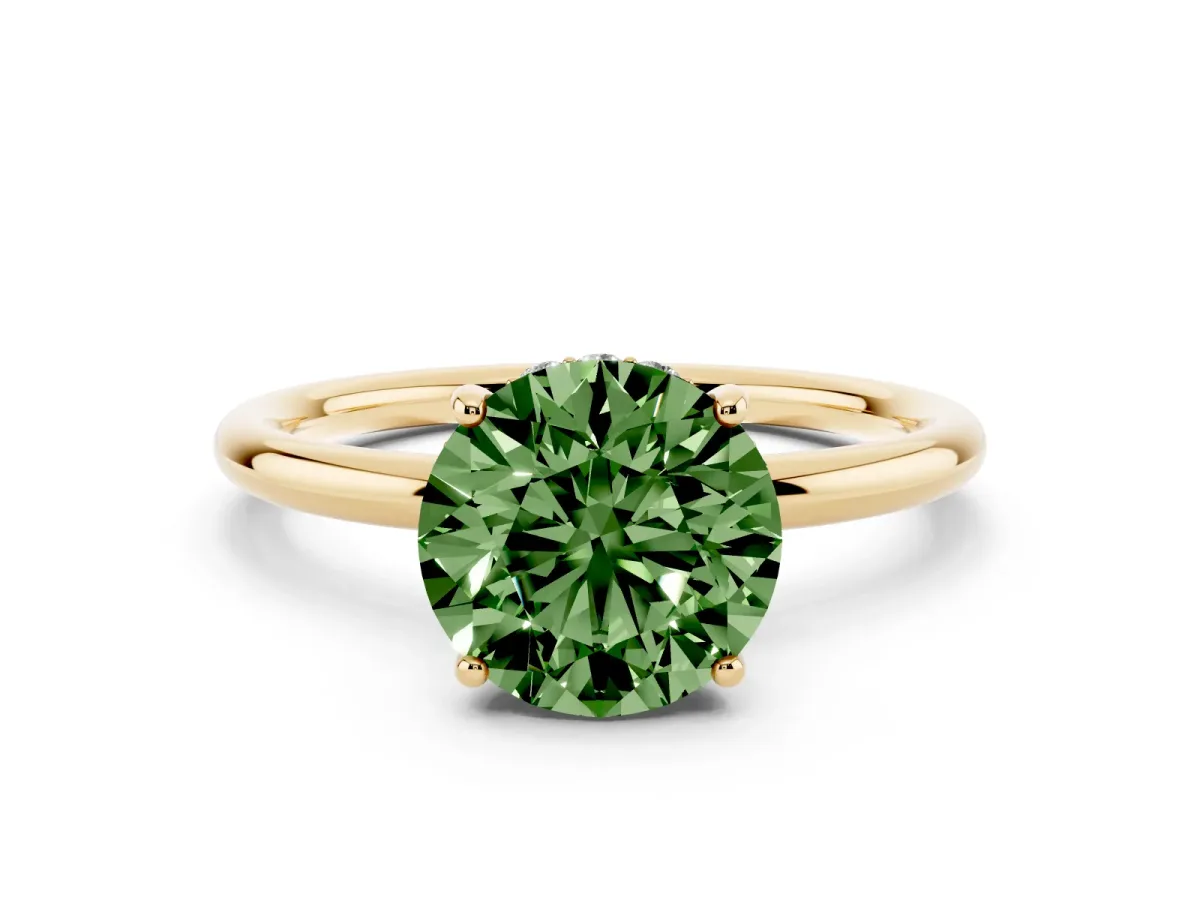 Fancy Green Round Cut Solitaire Diamond Ring with a Classic Band and Four-Prong Setting Yellow gold