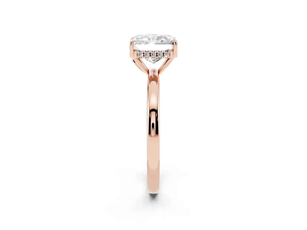 Radiant Cut Solitaire Diamond Ring with Prong Setting and Plain Band Rose gold
