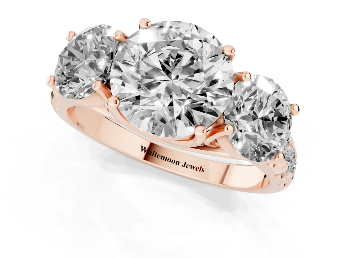 Three-Stone Round Cut Diamond Pavé Band with Prong Setting Rose gold