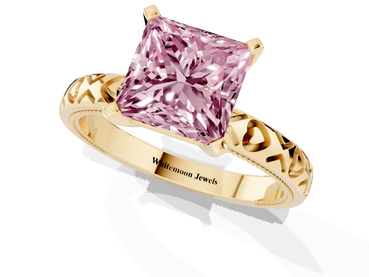 Fancy Pink Princess Cut Solitaire Diamond Engagement Ring with XO Engraved Band and Four-Prong Setting Yellow gold