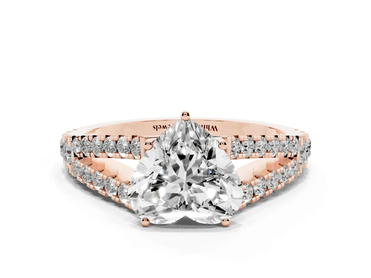 Heart Cut Diamond Split Shank Engagement Ring with Round Pavé and Prong Setting Rose gold