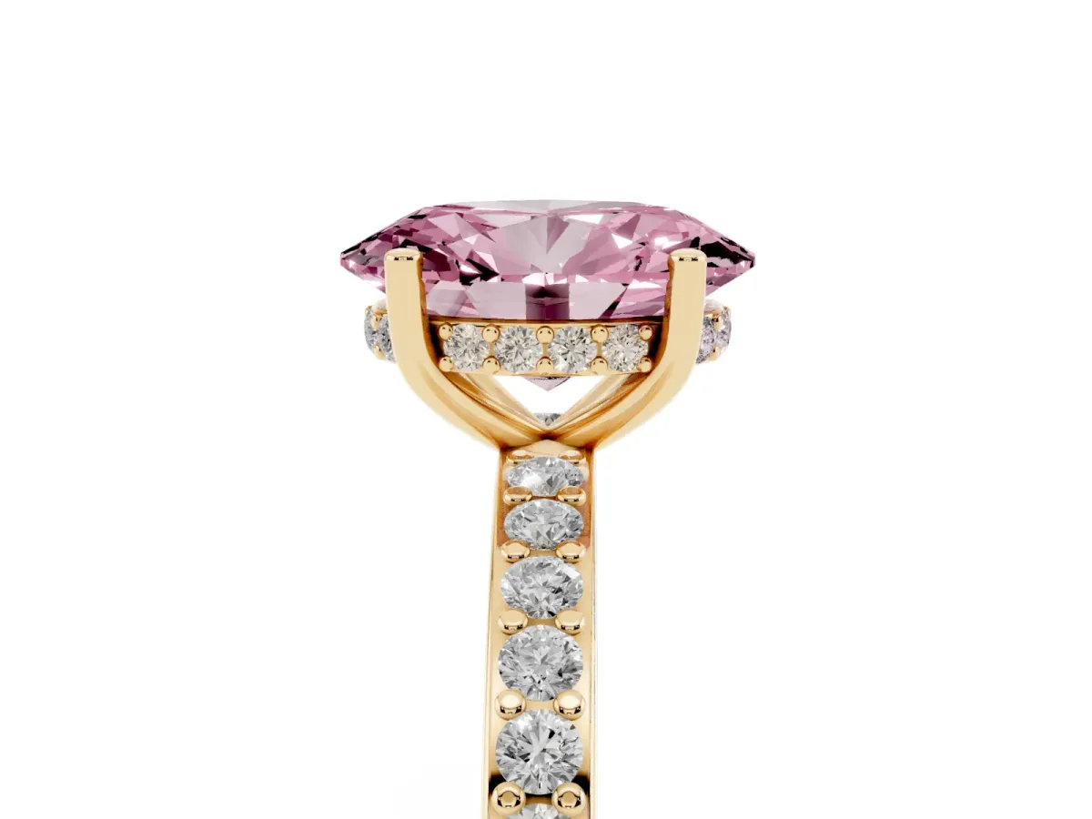 Fancy Pink Oval Cut Cut Diamond Pavé Band Ring with Four-Prong Setting Yellow gold
