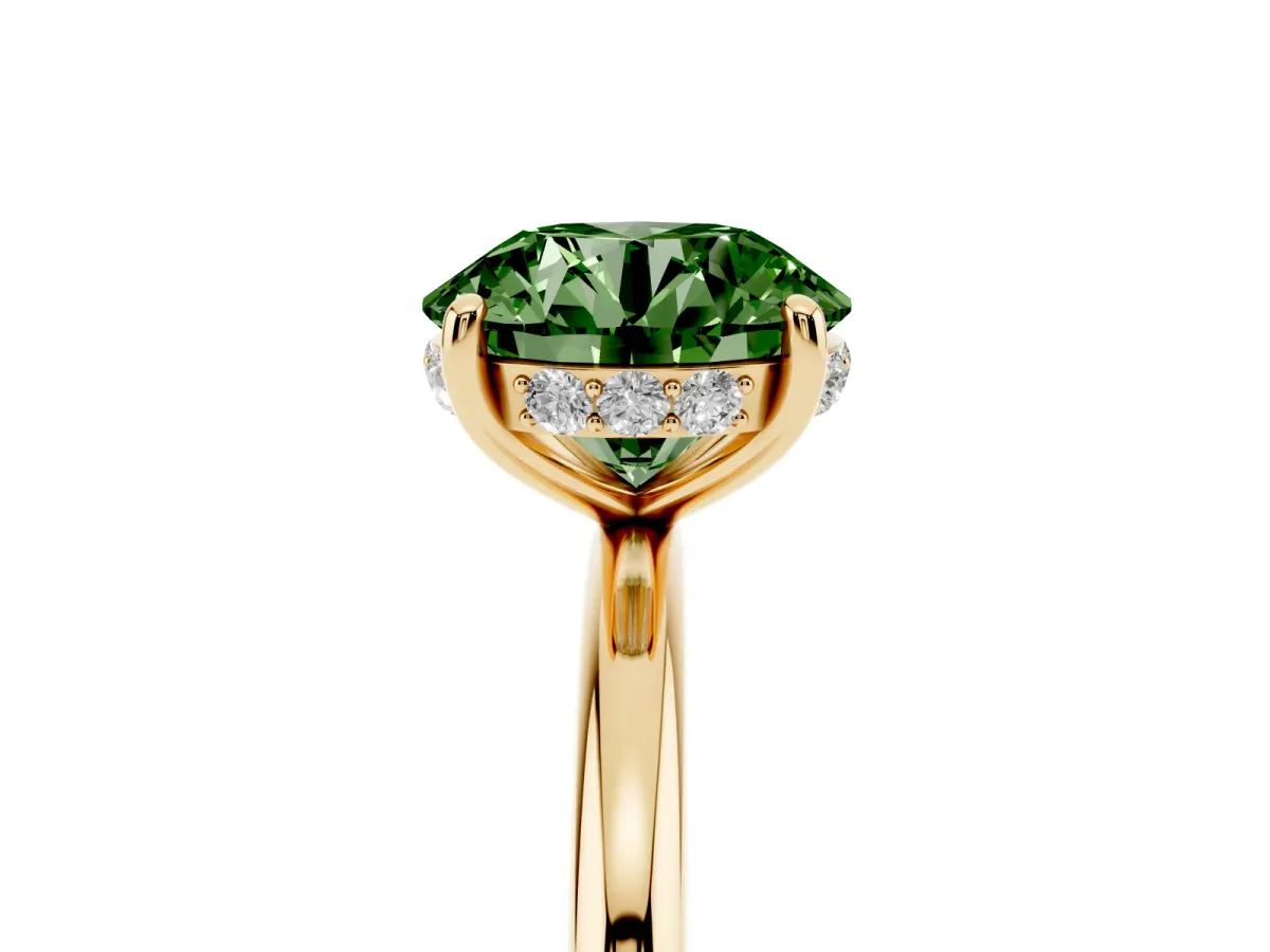 Fancy Green Round Cut Solitaire Diamond Ring with a Classic Band and Four-Prong Setting Yellow gold