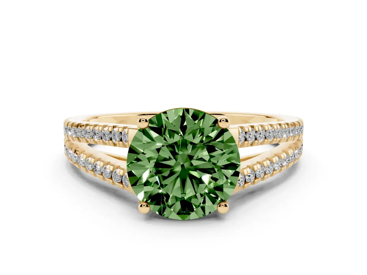 Fancy Green Round Cut Diamond Solitaire Engagement Ring with Split Shank Pavé Band Yellow gold