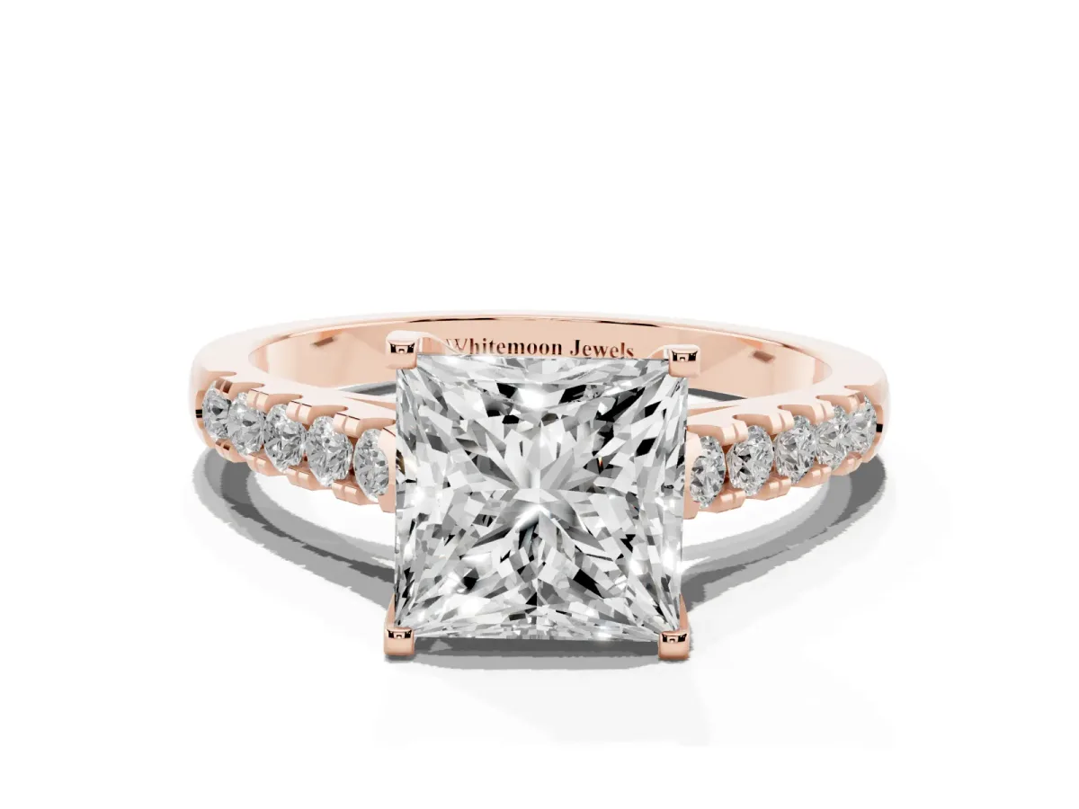 Princess Cut Diamond Pavé Band Solitaire Ring with Prong Setting Rose gold