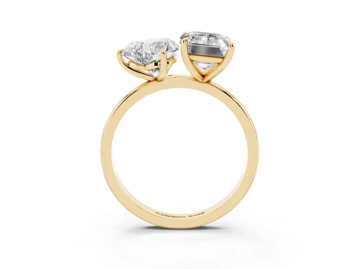 Heart Cut and Emerald Cut Toi Moi Ring with Prong Setting Yellow gold