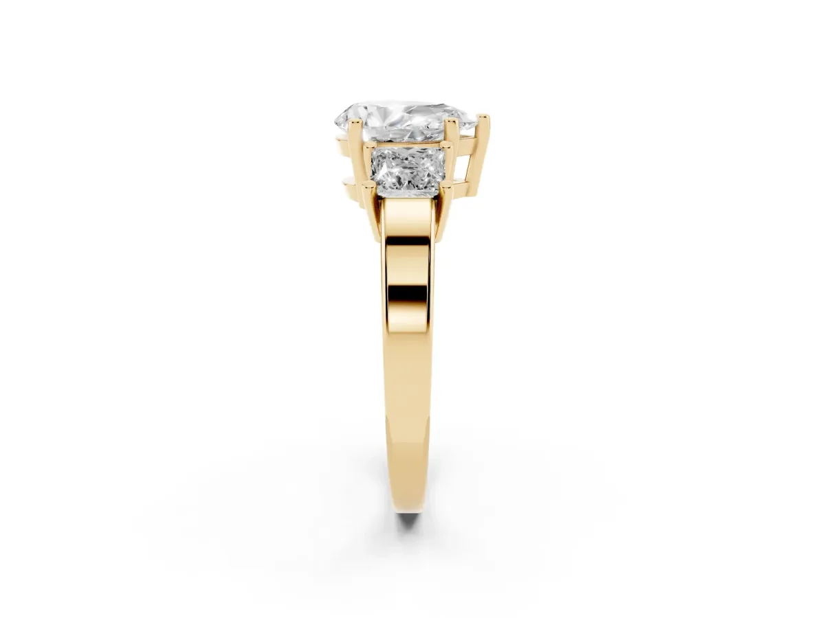 Three-Stone Pear Cut Cut Solitaire Ring with Prong Setting Yellow gold