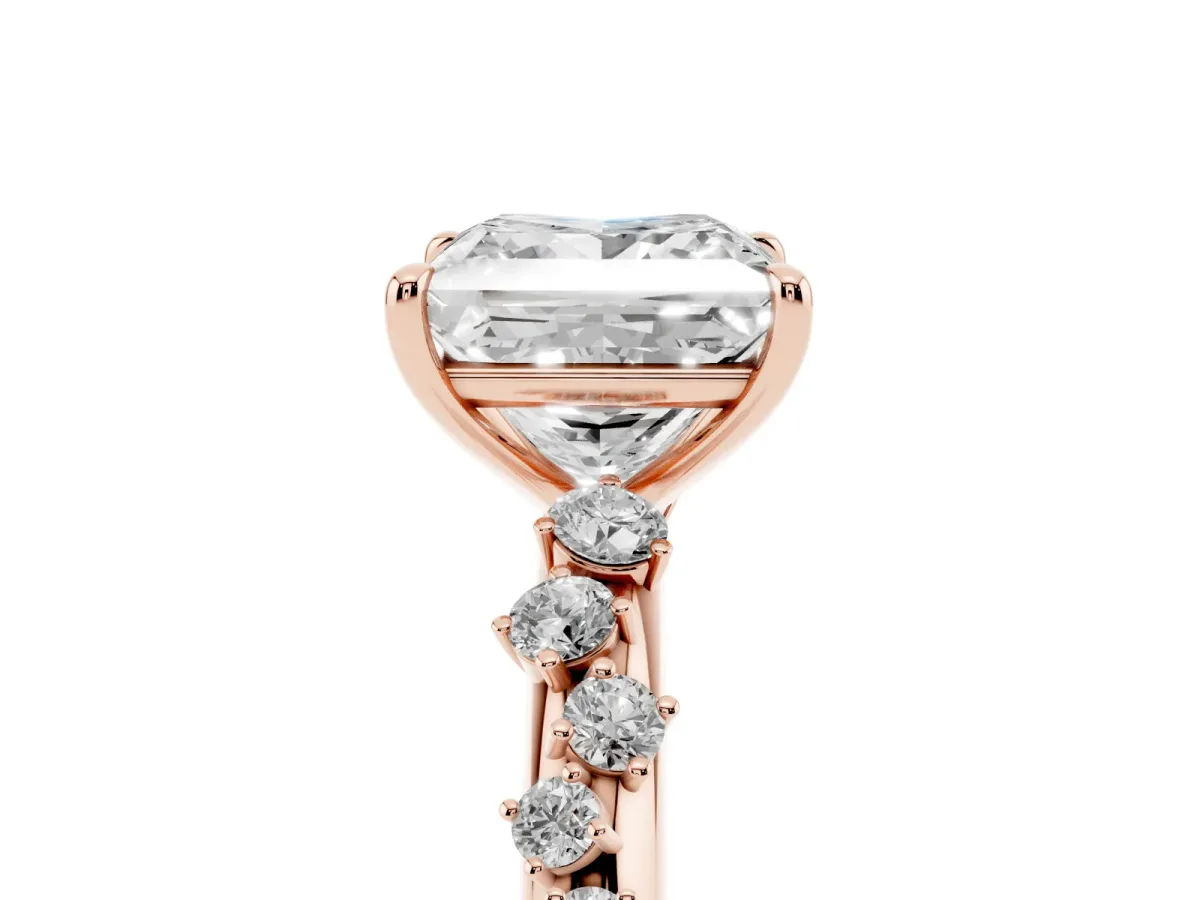 Princess Cut Diamond Cluster Prong-Set Solitaire Ring Rose gold