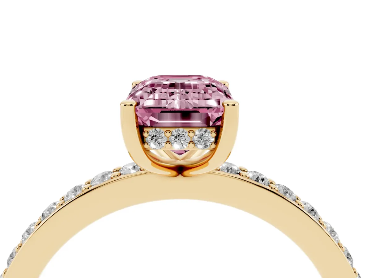 Fancy Pink Emerald Cut Cut Diamond Pavé Band Ring with Four-Prong Setting Yellow gold