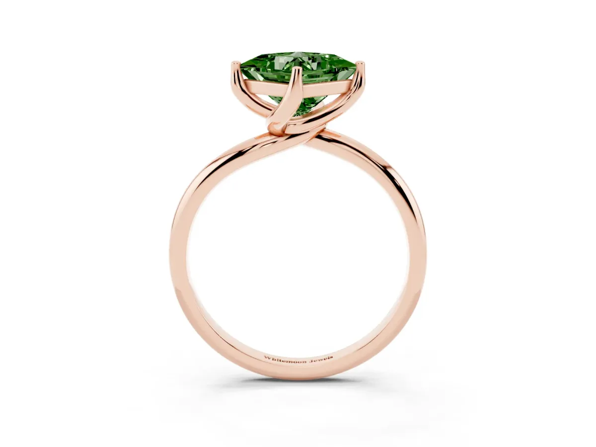 Fancy Green Princess Cut Diamond Solitaire Engagement Ring with Four-Prong Setting and Classic Band Rose gold