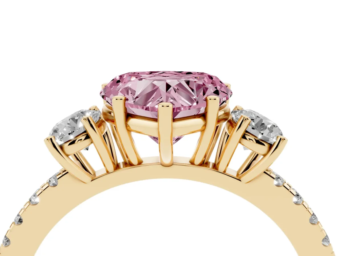 Fancy Pink Three-Stone Heart Cut Cut Diamond Pavé Band with Prong Setting Yellow gold