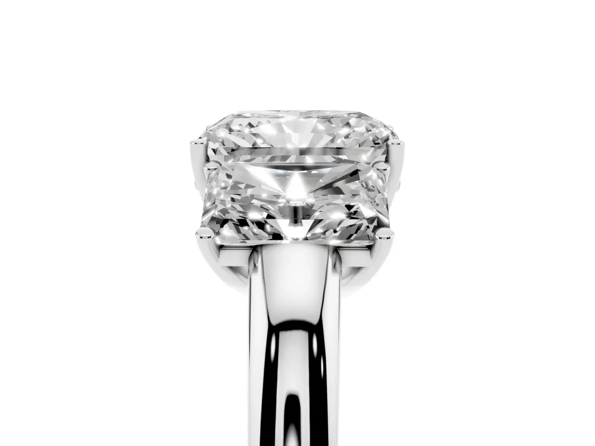 Radiant Cut Diamond Three-Stone Ring with Four-Prong Setting and Classic Band Silver