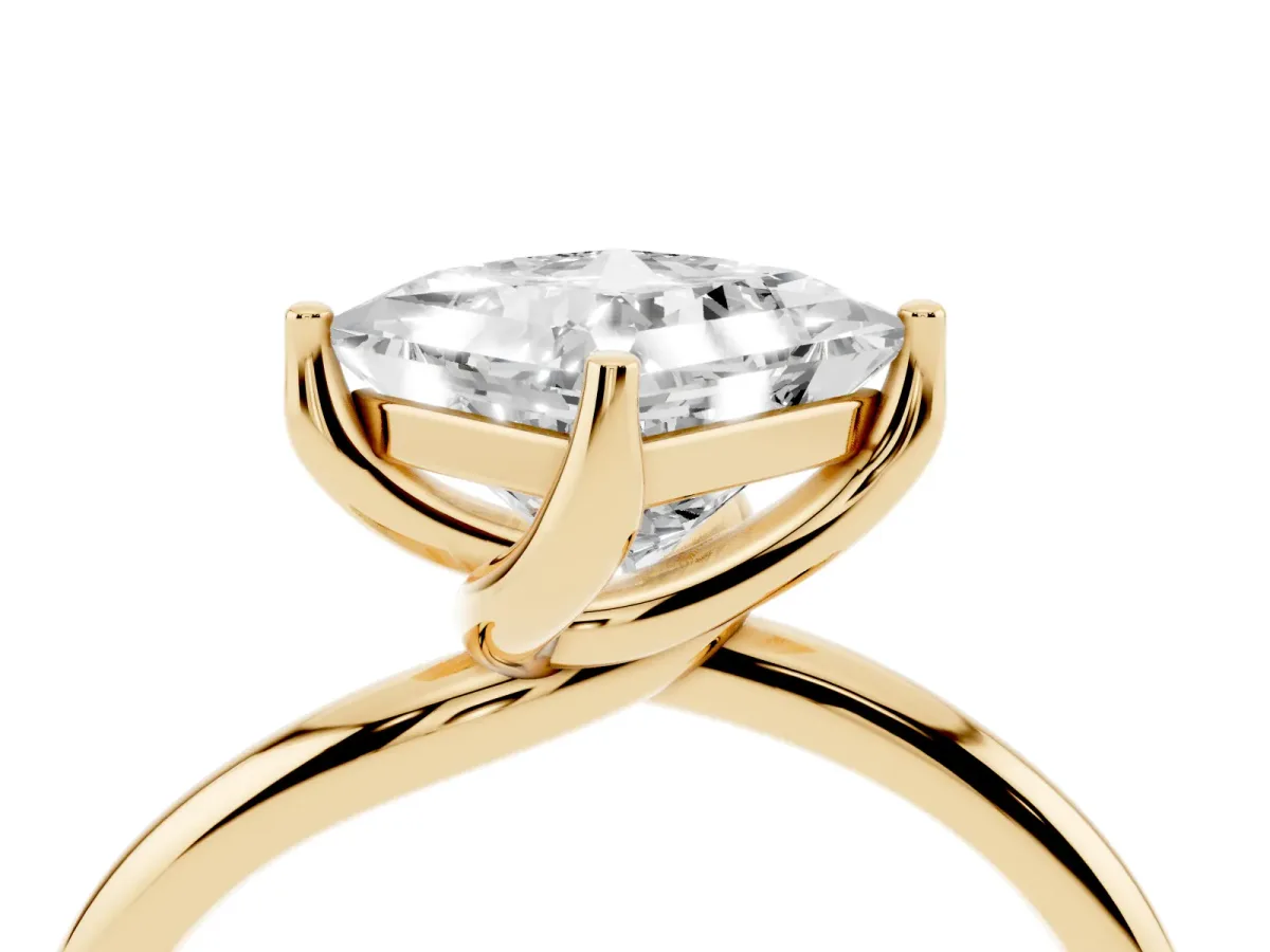 Princess Cut Diamond Solitaire Engagement Ring with Four-Prong Setting and Classic Band Yellow gold