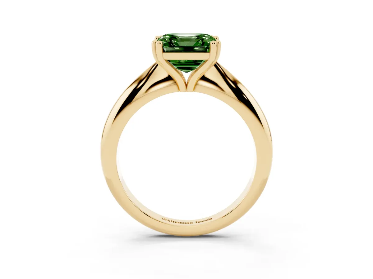 Fancy Green Asscher Cut Cut Solitaire Engagement Ring with Tapered Band and Four-Prong Setting Yellow gold