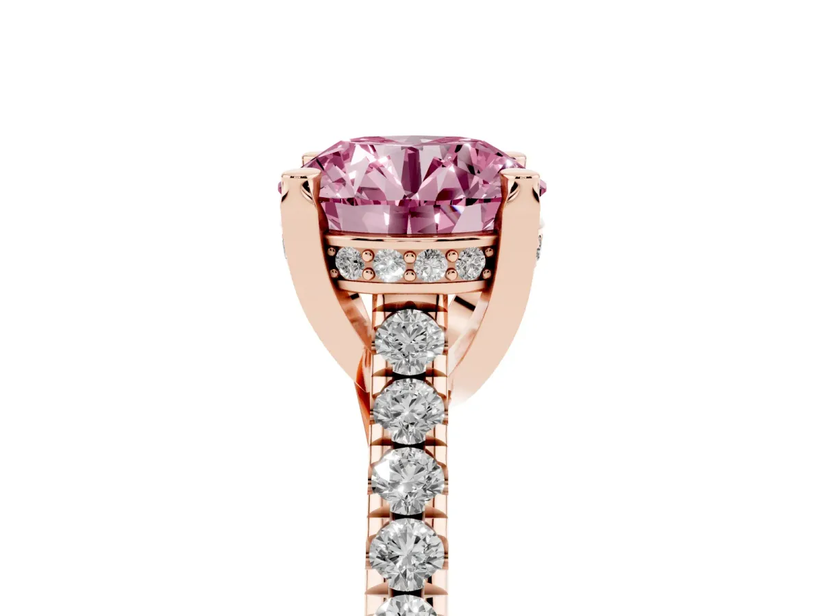 Fancy Pink Round Cut Brilliant Diamond Solitaire with Pavé Band and Four-Prong Setting Rose gold