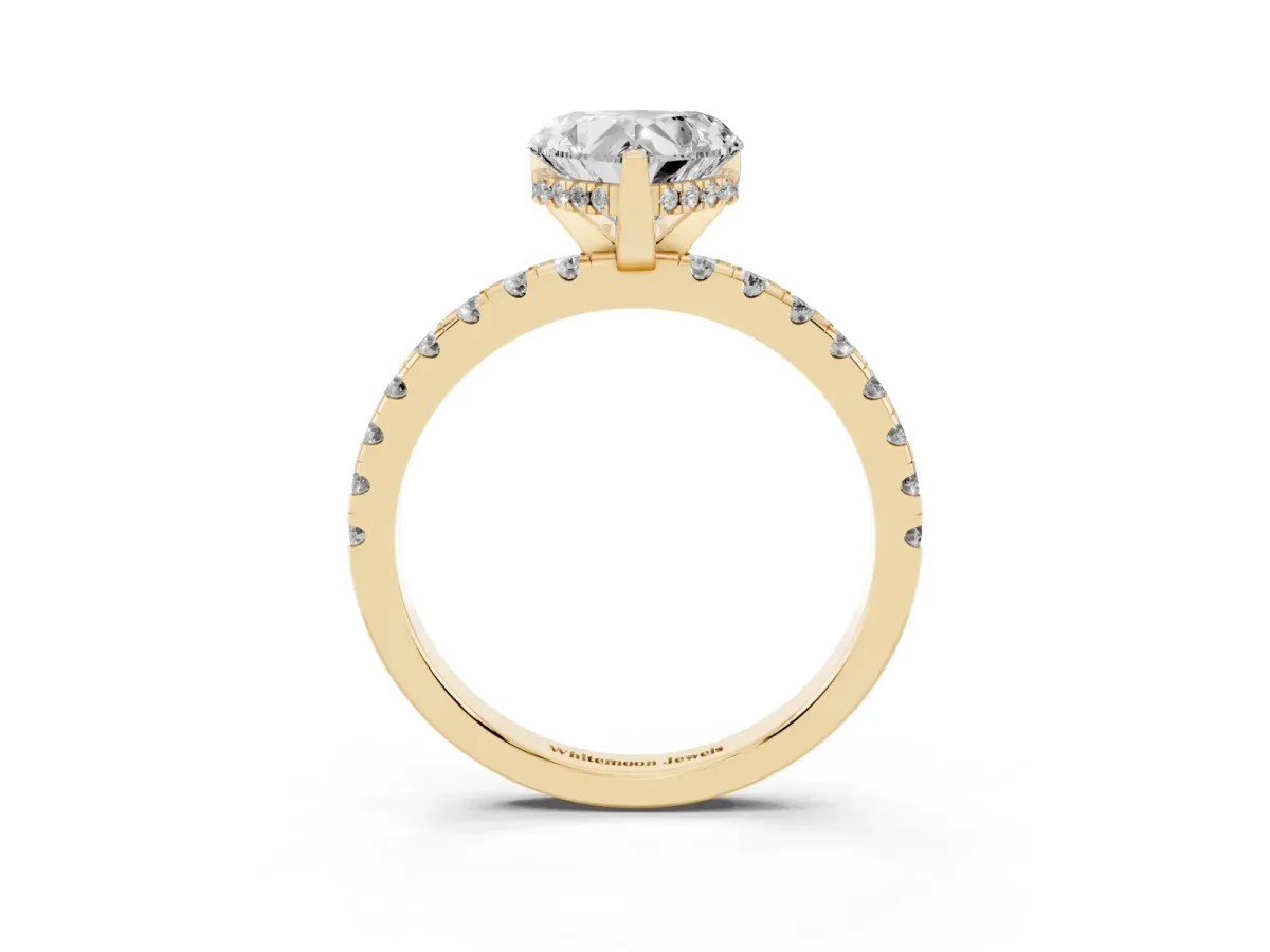 Heart Cut Diamond Solitaire Ring with Round Pavé Band and Four-Prong Setting Yellow gold