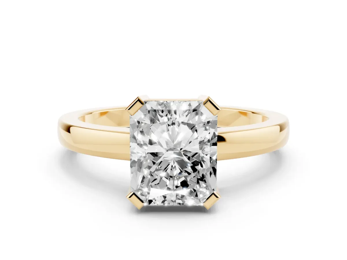 Radiant Cut Cut Solitaire Ring with Four-Prong Setting and Classic Band Yellow gold