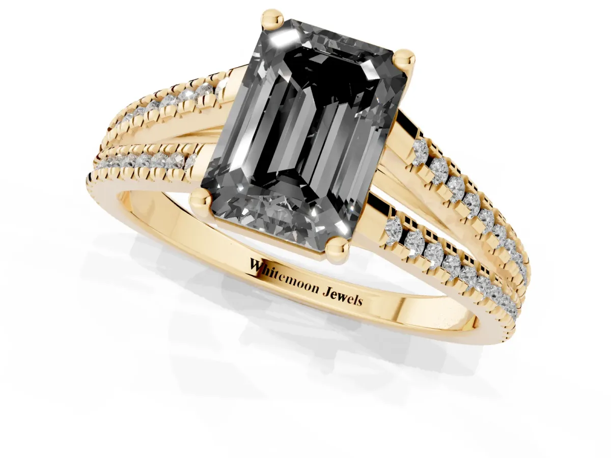 Fancy Black Emerald Cut Diamond Solitaire Engagement Ring with Split Shank Pavé Band Yellow gold