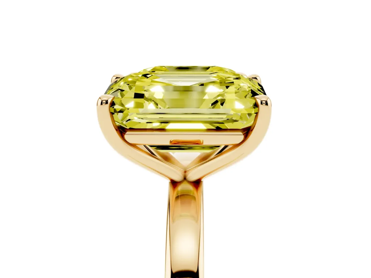 Fancy Yellow Asscher Cut and Emerald Cut Toi Moi Ring with Prong Setting Yellow gold