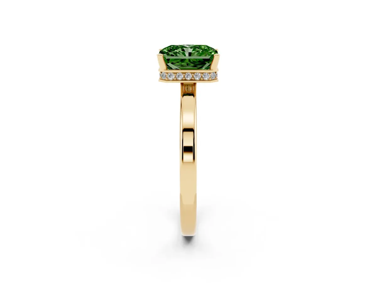 Fancy Green Radiant Cut Cut Solitaire Engagement Ring with Four-Prong Setting on a Classic Band Yellow gold