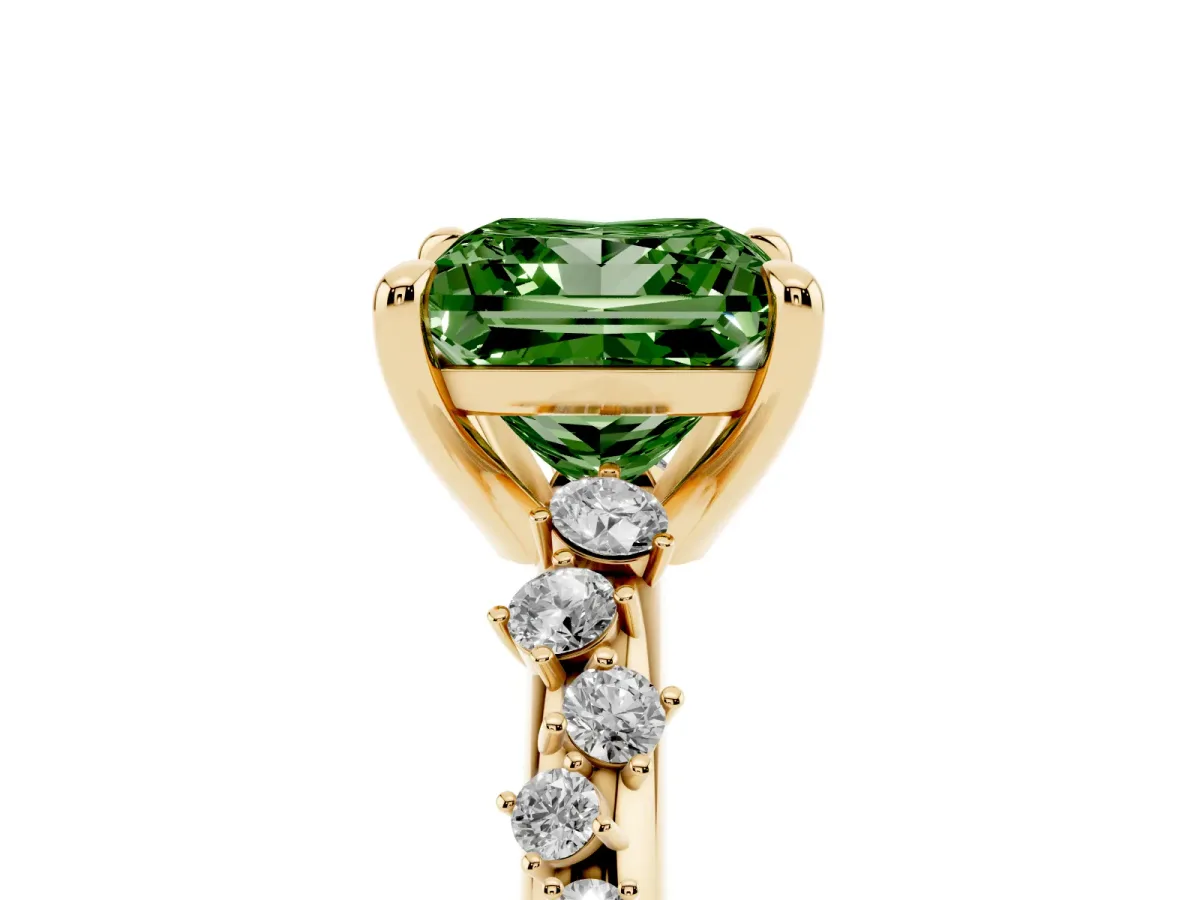 Fancy Green Princess Cut Cut Diamond Vine Band with Four-Prong Setting Yellow gold