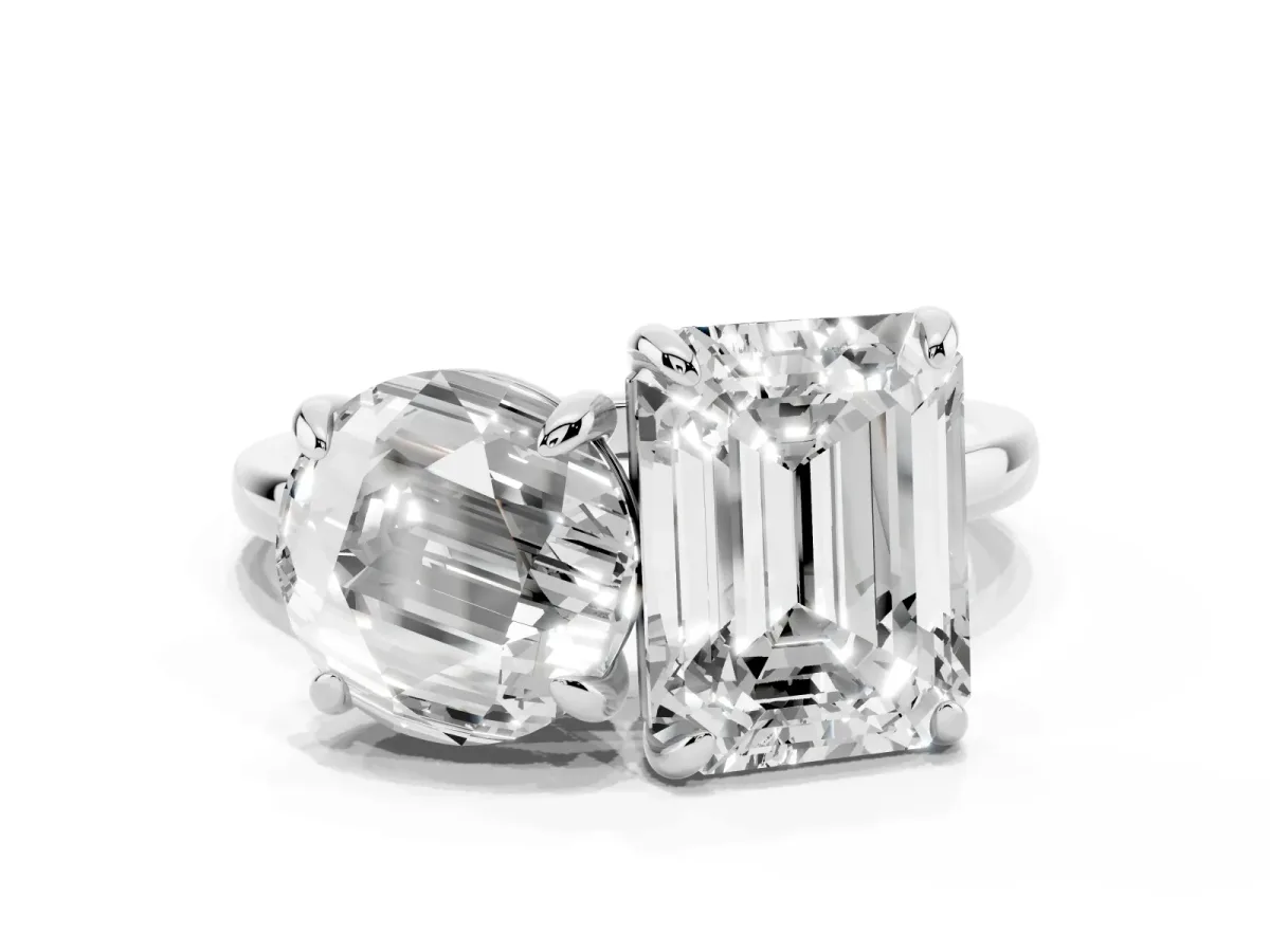Round and Radiant Toi Moi Ring with Prong Setting and Plain Band White gold