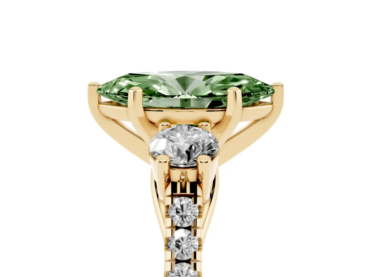 Fancy Green Three-Stone Marquise Cut Diamond Pavé Band with Four-Prong Setting Yellow gold