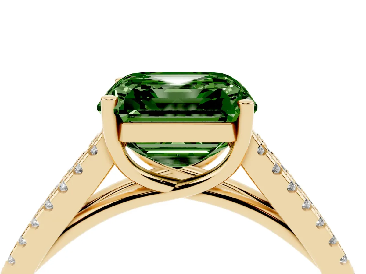Fancy Green Asscher Cut Diamond Solitaire Engagement Ring with Split Shank Pavé Band Yellow gold