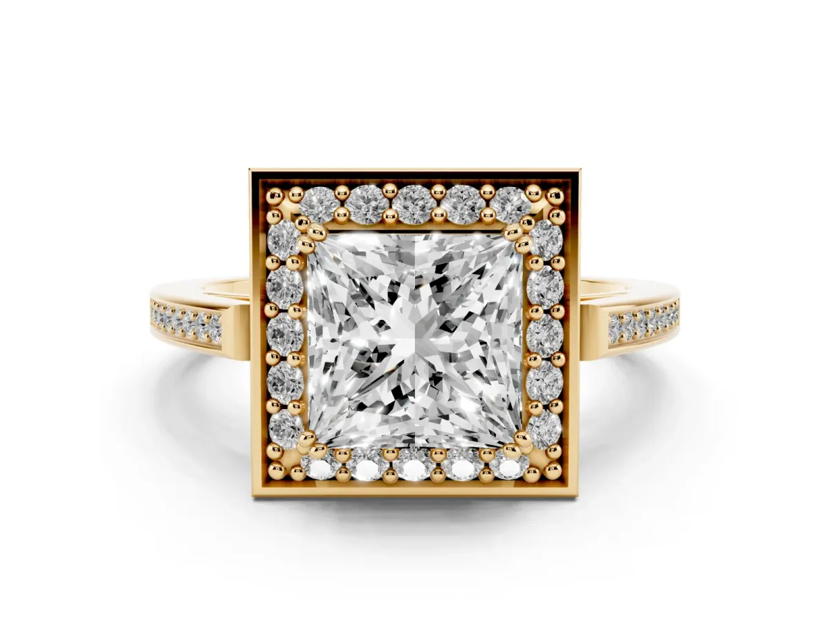 Princess Cut Diamond Halo Ring with Split Shank and Four-Prong Setting Yellow gold