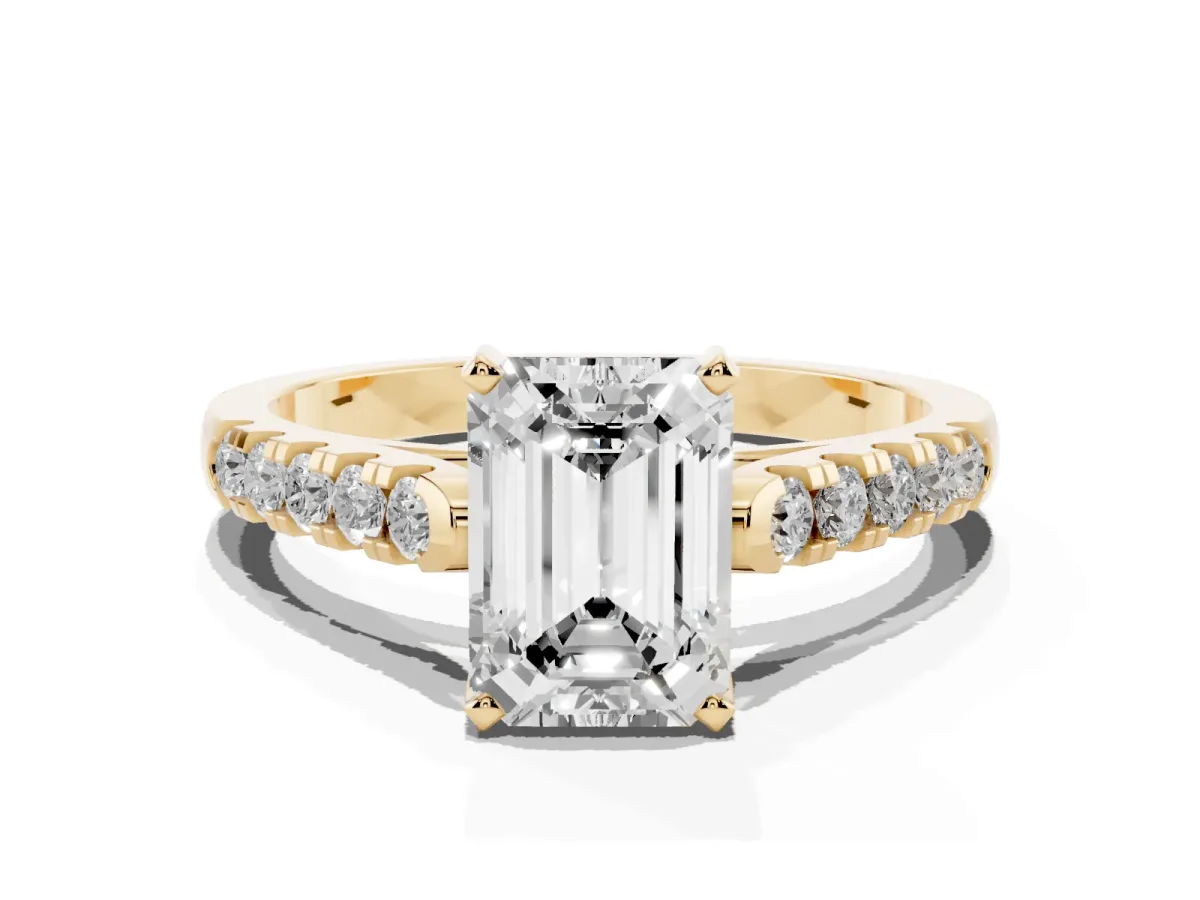 Emerald Cut Diamond Pavé Band Solitaire Ring with Prong Setting Yellow gold