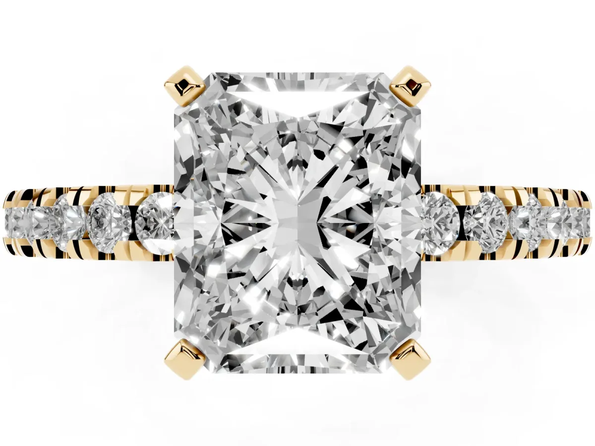 Radiant Cut Solitaire Diamond with Pavé Band and Four-Prong Setting Yellow gold
