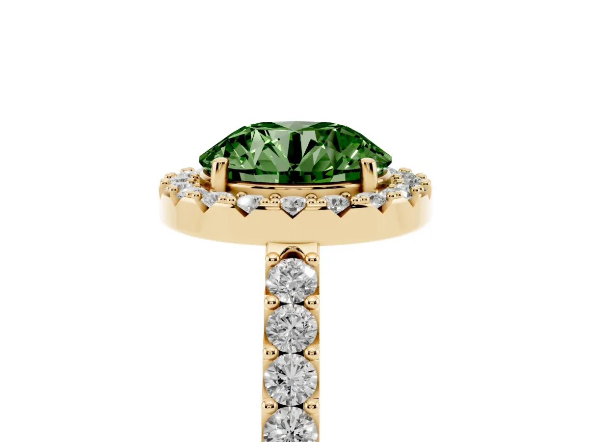 Fancy Green Round Cut Halo Diamond Pavé Solitaire Ring Yellow gold