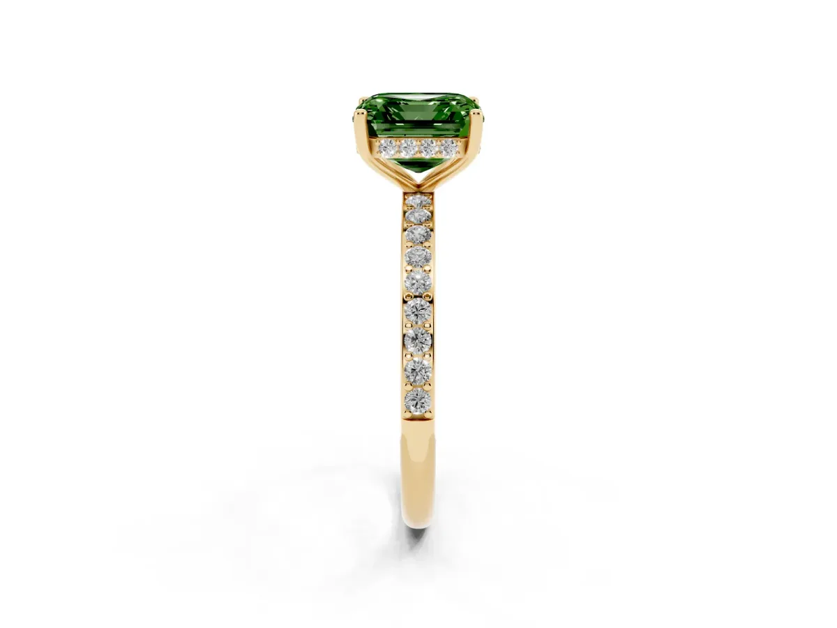 Fancy Green Asscher Cut Cut Diamond Pavé Band Ring with Four-Prong Setting Yellow gold