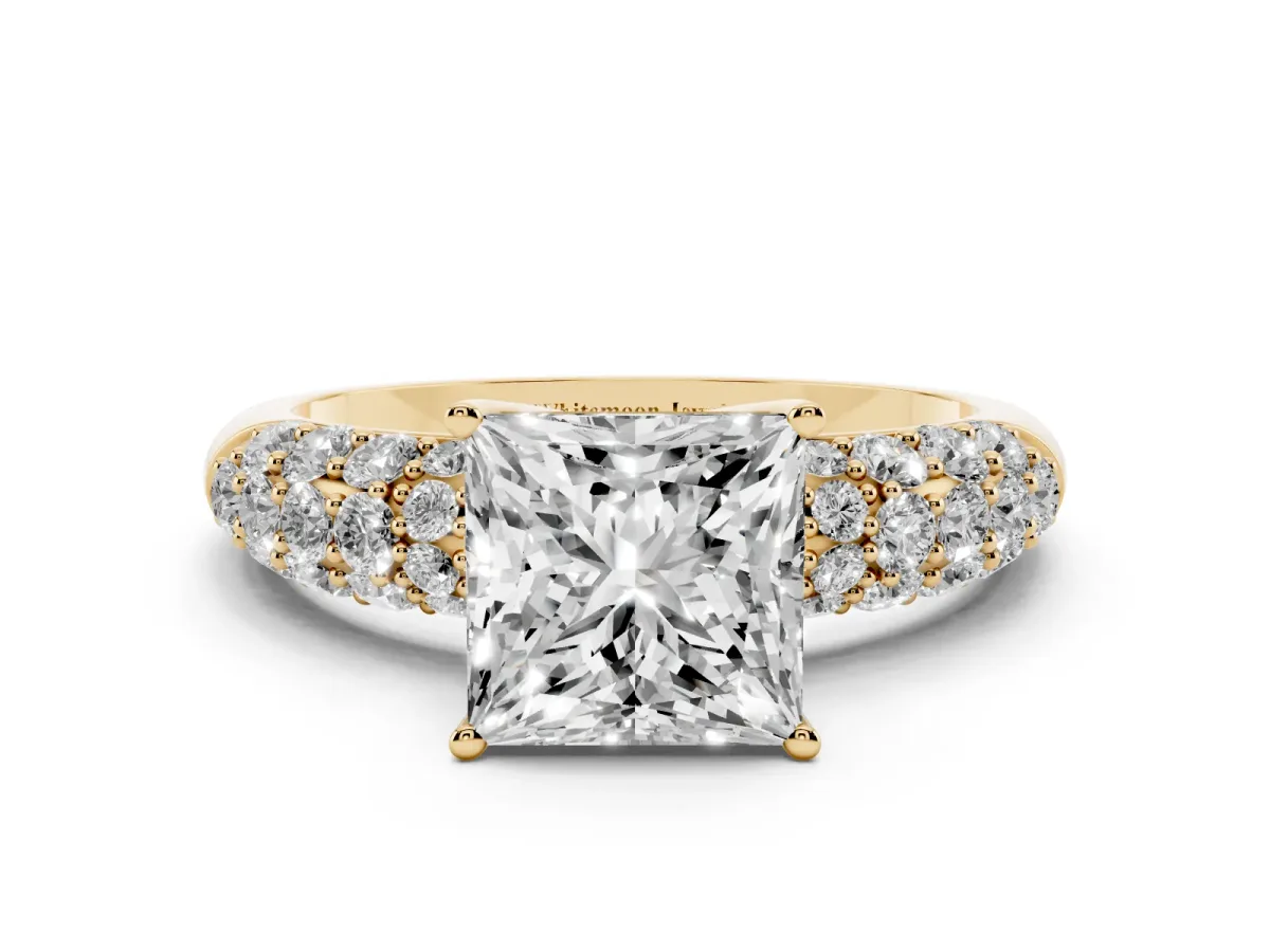 Princess Cut Diamond Pavé Band Solitaire Ring with Four-Prong Setting Yellow gold