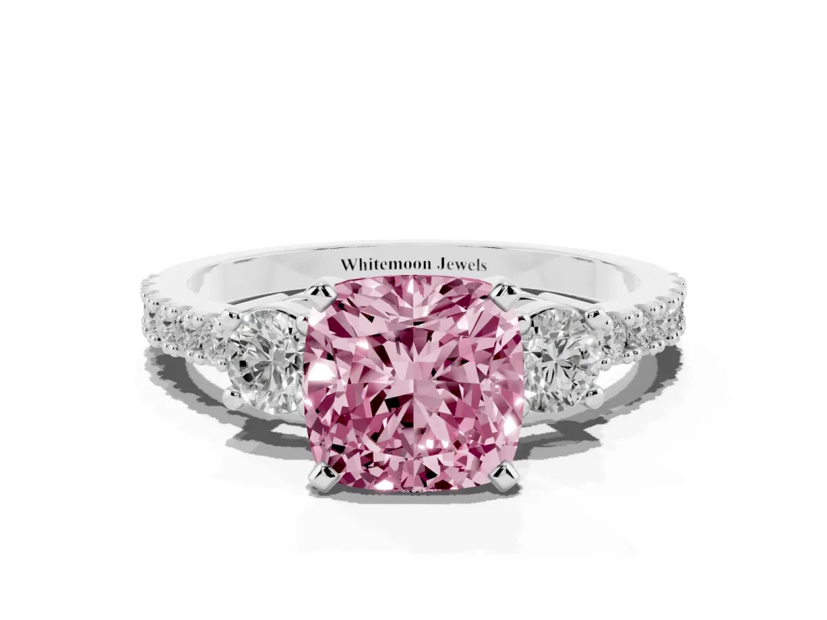 Fancy Pink Cushion Cut Three-Stone Diamond Pavé Band with Prong Setting White gold